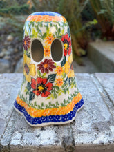 Load image into Gallery viewer, Ghost Luminary